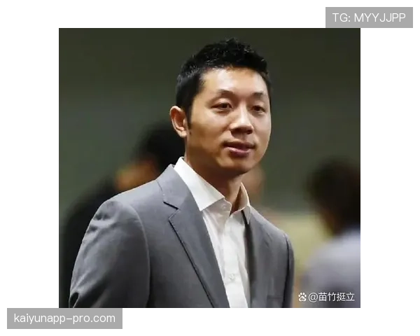 许昕比赛一本正经,刷到他那张家居照瞬间懵了——这是人住的地方? 许昕比赛一本正经,刷到他那张家居照瞬间懵了——这是人住的地方?